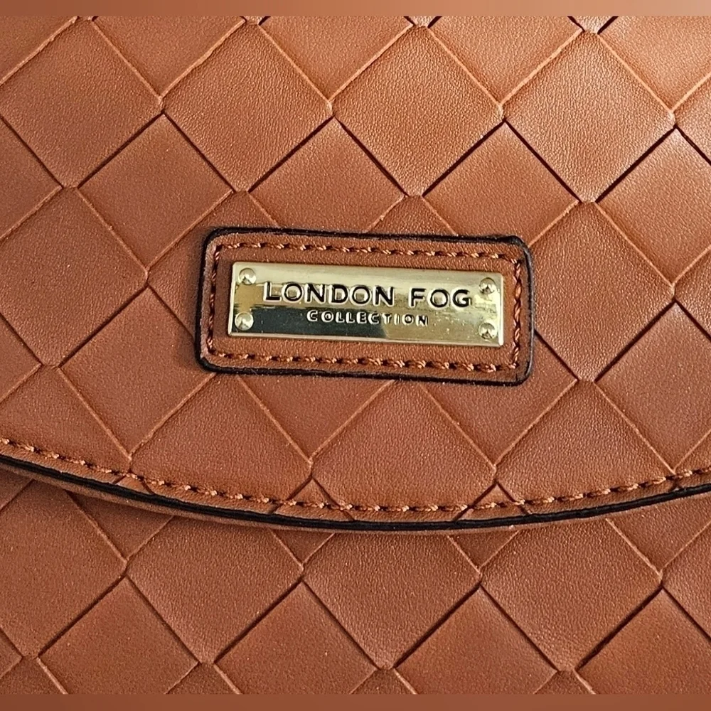 LONDON FOG COLLECTION ASTOR SHOULDER BAG COGNAC - Picture 3 of 9